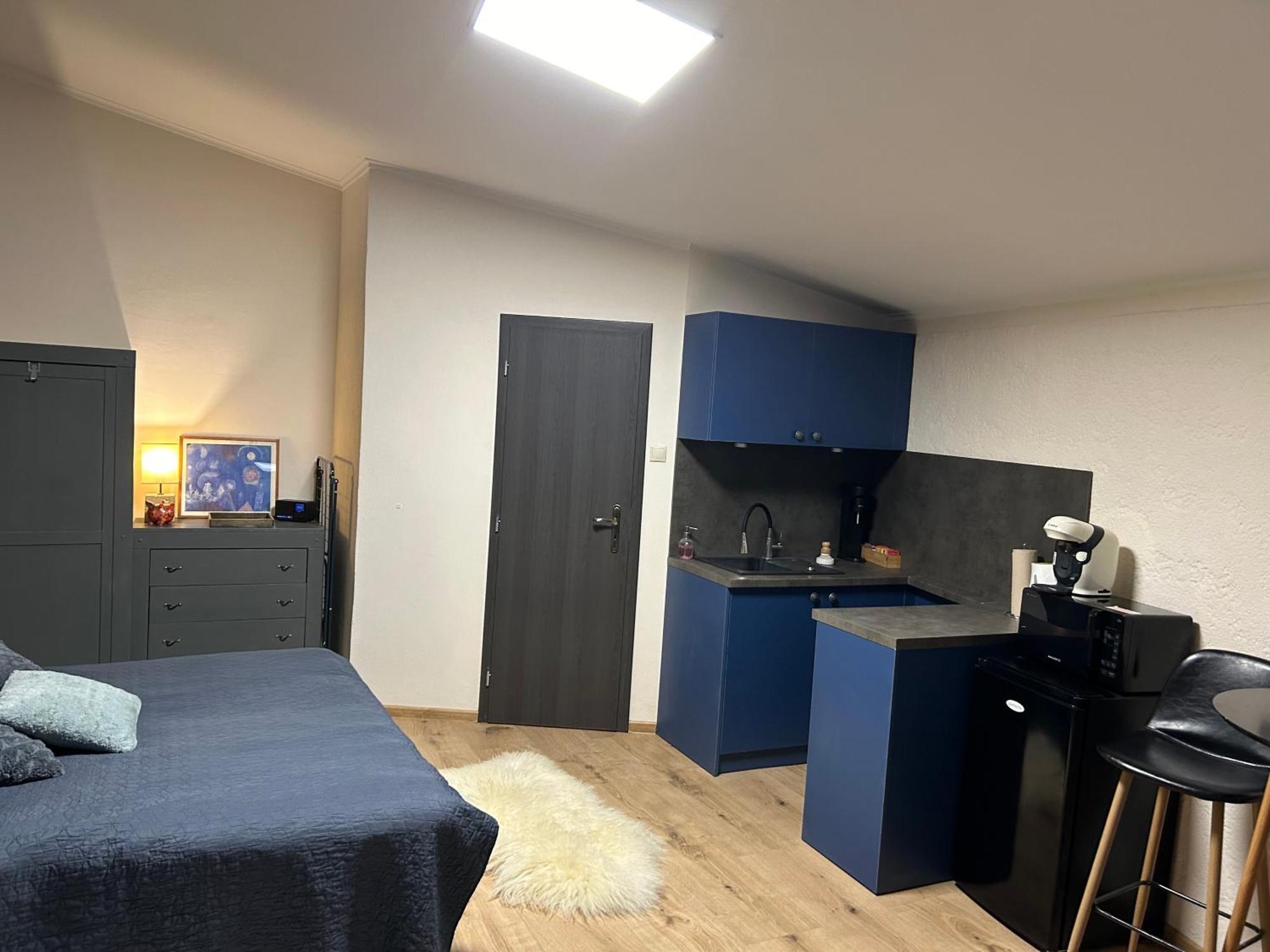 Monpe Apartmanik S Atmosferou Komárno エクステリア 写真