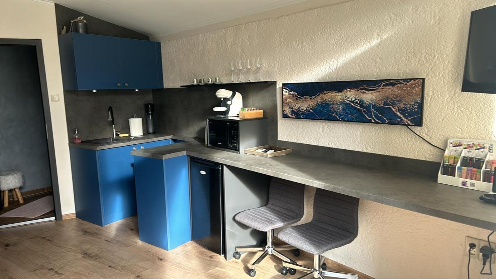 Monpe Apartmanik S Atmosferou Komárno エクステリア 写真